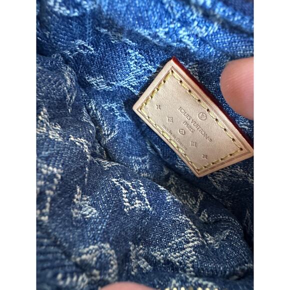 Louis Vuitton Croissant Handbag Monogram Denim MM Blue 37803 - Picture 6 of 15